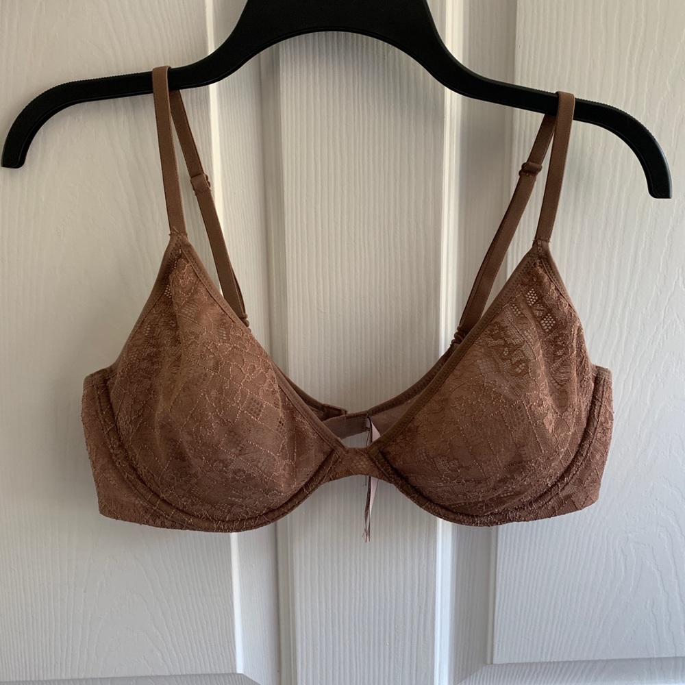 SOLD: Victoria Secret Bralette Bra